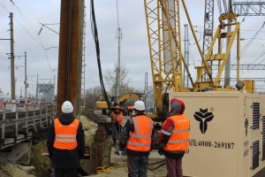 В Пензе приступили к забивке трубошпунта на объекте реконструкции в районе улицы Ерик